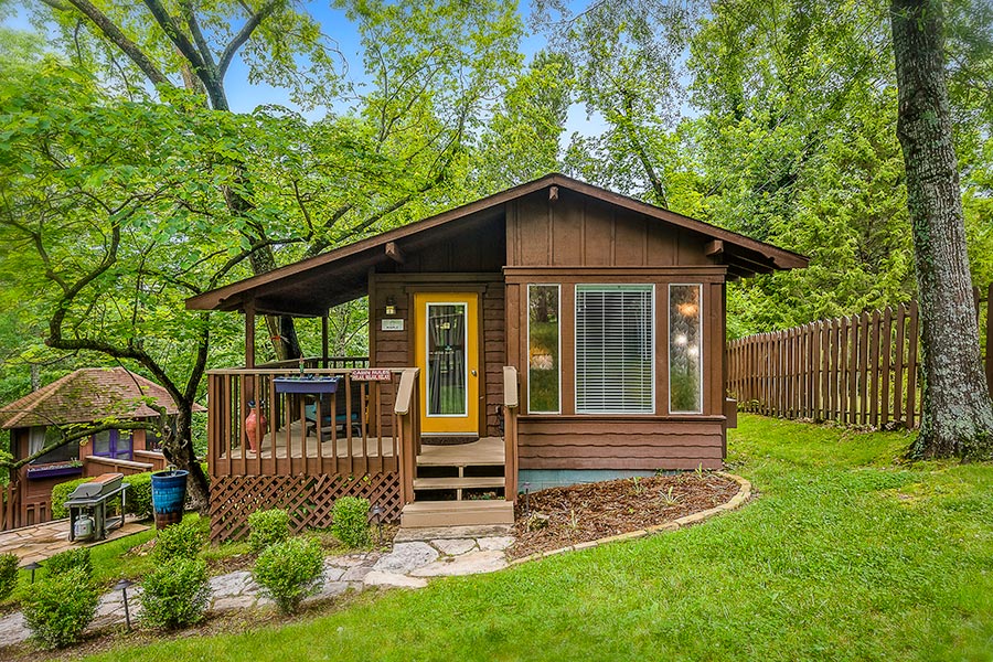 Maple Cabin exterior