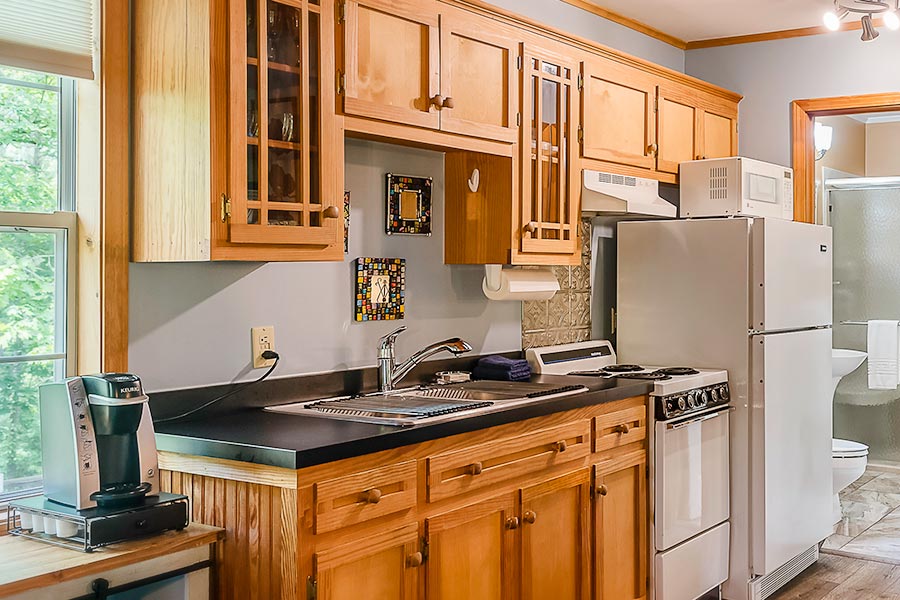 Walnut Cabin kitchen