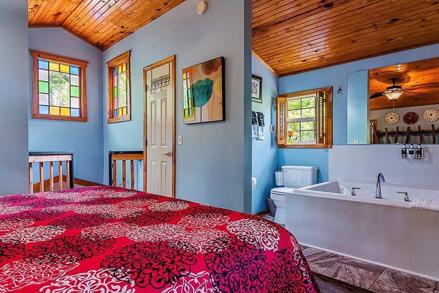 Walnut Cabin loft bathroom