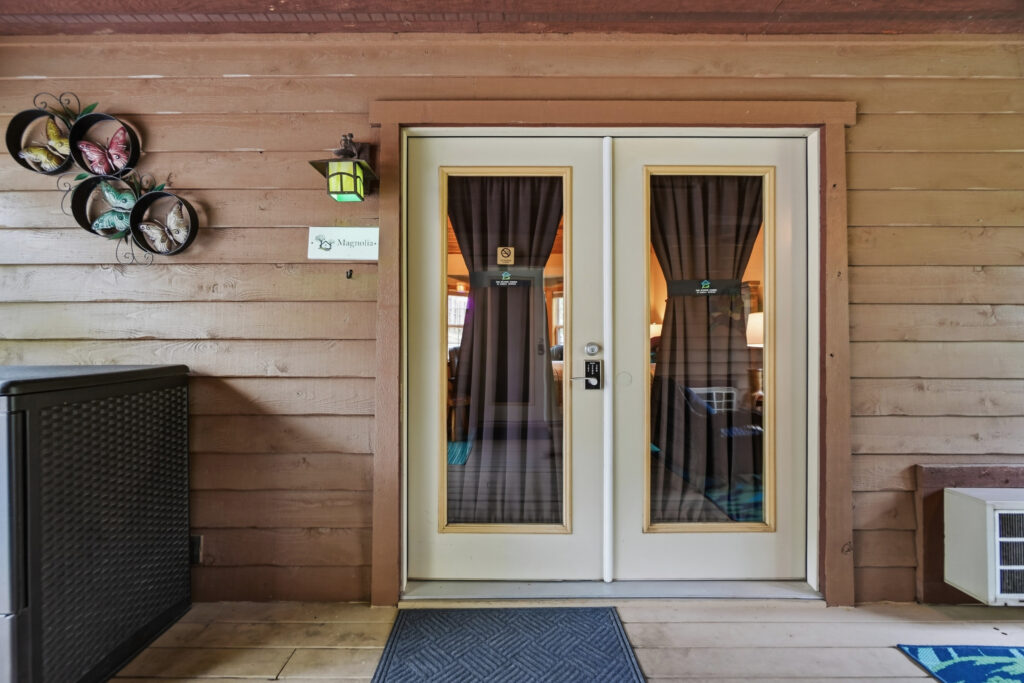 Magnolia Door