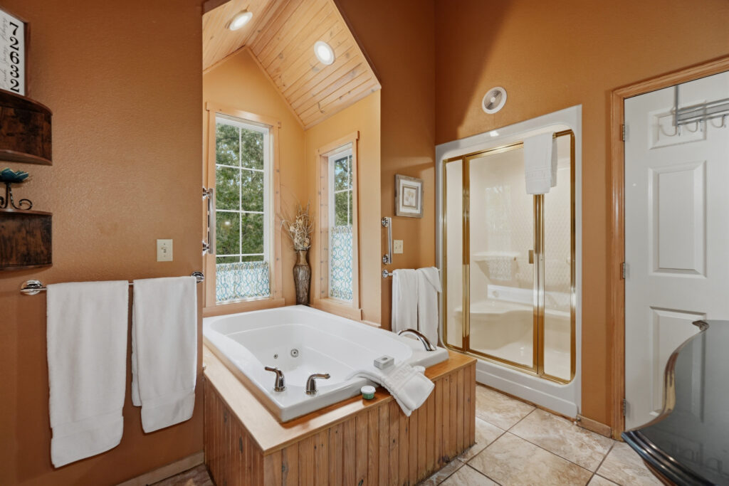 Magnolia Bathroom